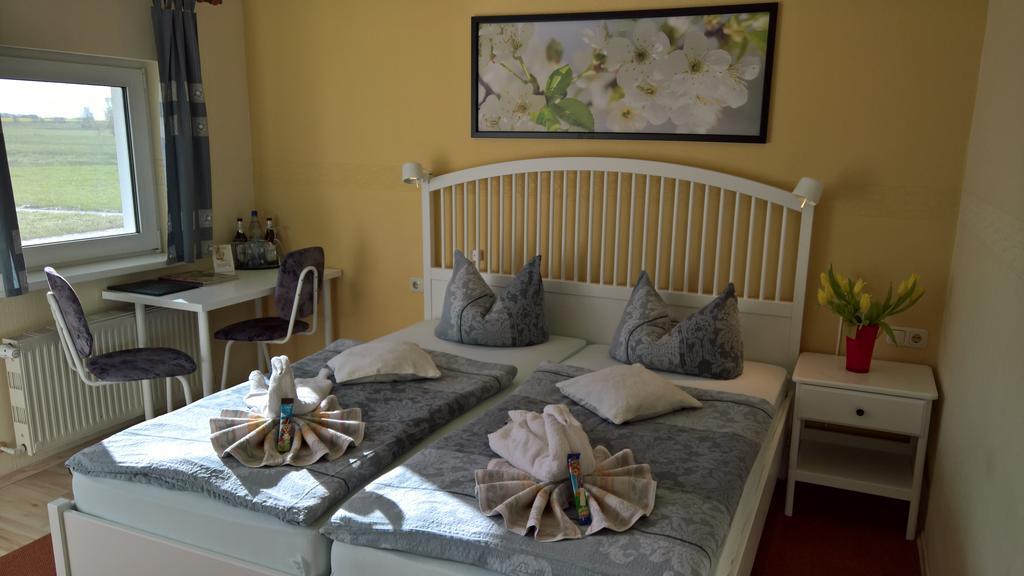 Landhotel Pathes Hof Volkenshagen Ngoại thất bức ảnh
